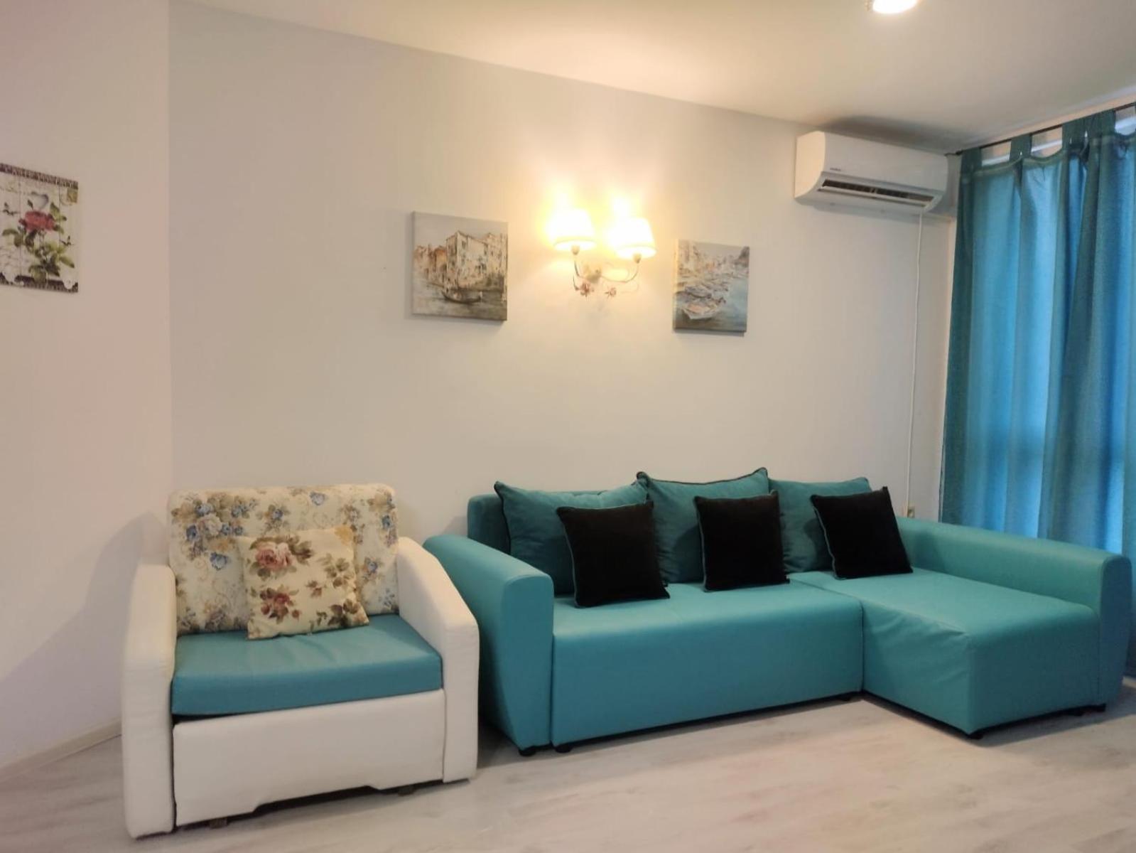 Private Apartment With Parking And Pool Балчик Экстерьер фото